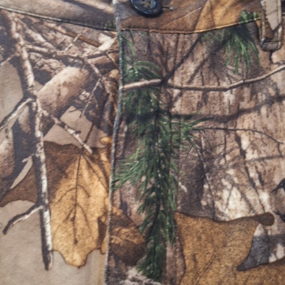 Game Wunner Realtree Camouflage Outdoor Pants In A Mens Size 36×33. EUC - Picture 2 of 9